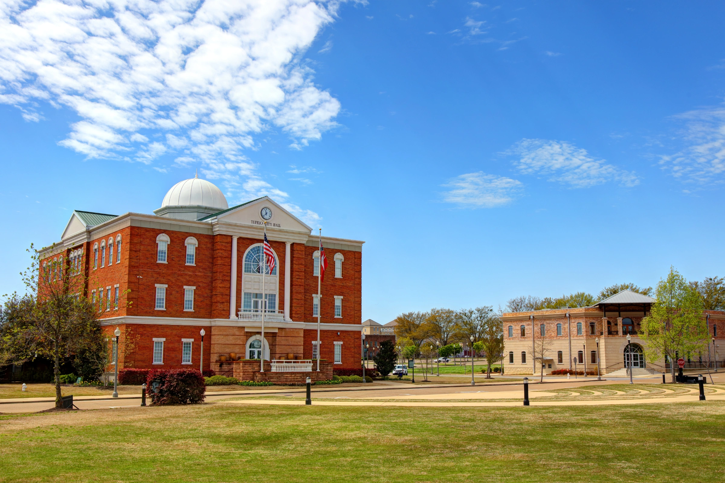Tupelo,_Mississippi[1].webp